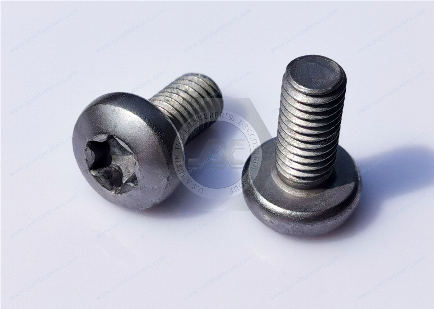 Carbon Steel Hexalobular Socket Pan Head Screws