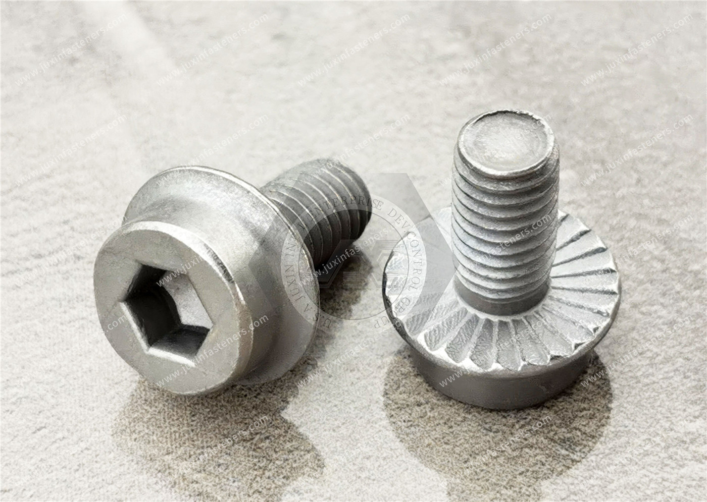 Carbon Steel Serrated-Flange Socket Head Screws，Surface treatment electroplating natural color zinc-nickel alloy