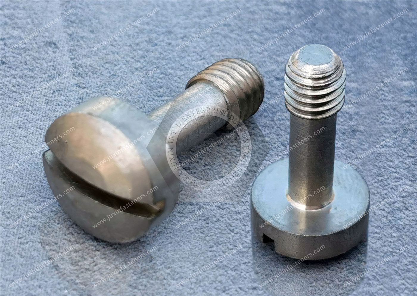 Palm-Grip Threaded-Stud Knobs