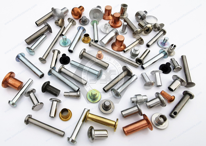 The use environment and corrosion resistance requirements of automotive fasteners