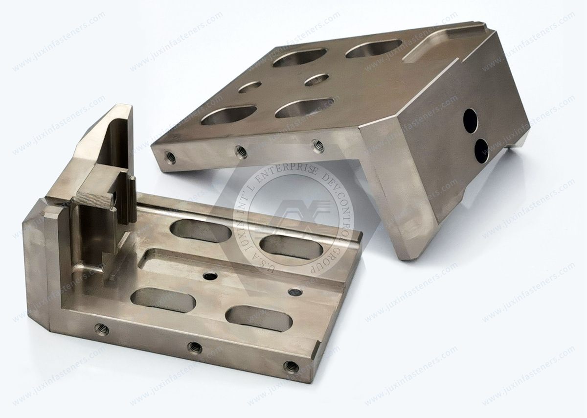 Aluminum alloy machinery parts machining Aluminum shell shaped aluminum profile CNC machining center