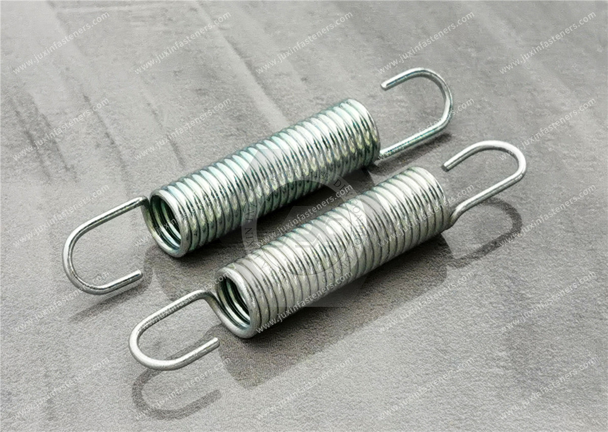 Extension Springs with Hook Ends