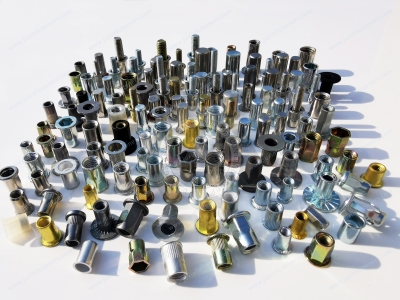 What are the fasteners that are often used in Automotive