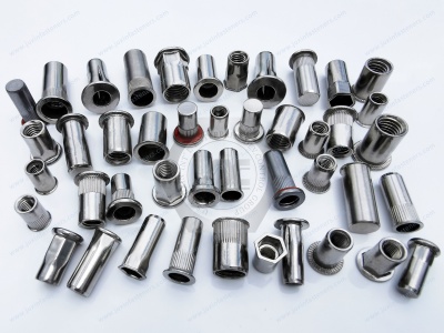 Differences between through-hole and closed end rivet nuts