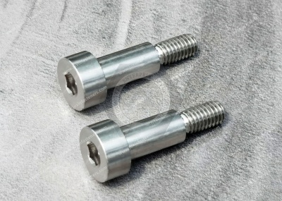 Stainless Steel Screws and Bolts in the Automotive Industry