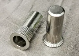 Countersunk Head Closed end Round Body Knurled Plain Blind Rivet Nuts—Closed End