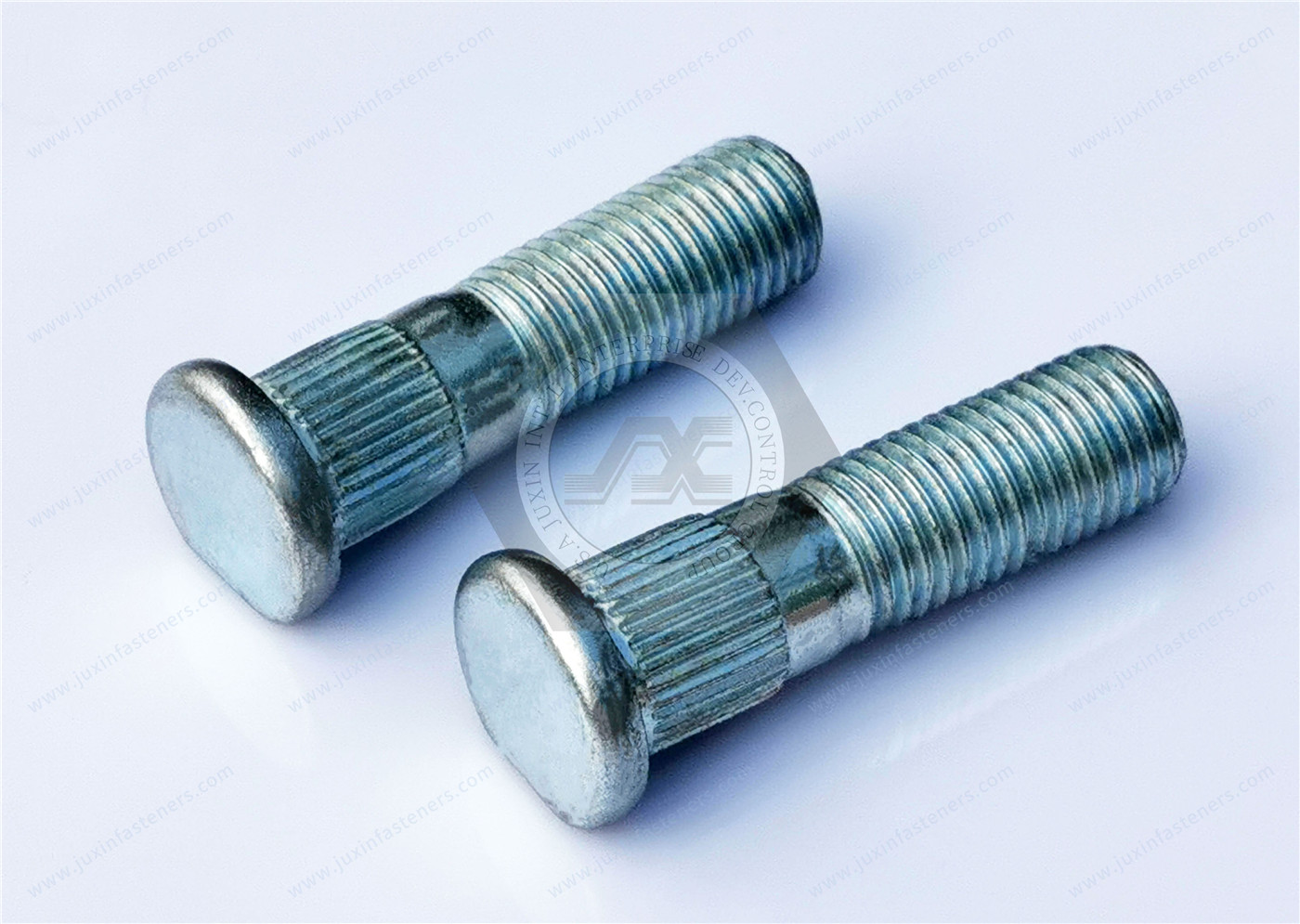 Alloy Steel Hub Bolts & Tire Screw