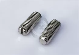 Slotted Set Screws with Flat Point and Metric Slotted 18-8 Stainless Steel Flat-Tip Set Screws