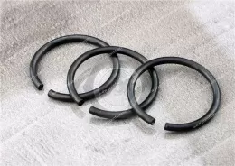 Snap Rings With Rectangular Profile For Shafts